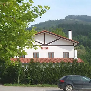 Pardiola Baserria Guest house
